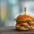 Jak wybrać i przygotować idealne mięso na prawdziwego burgera?